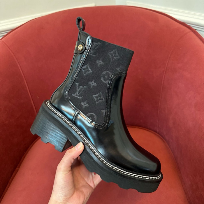 LVT BOOT    COPSHOE  L&V-482
