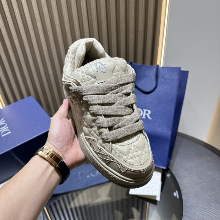 D1R* B9S COPSHOE  DR-332