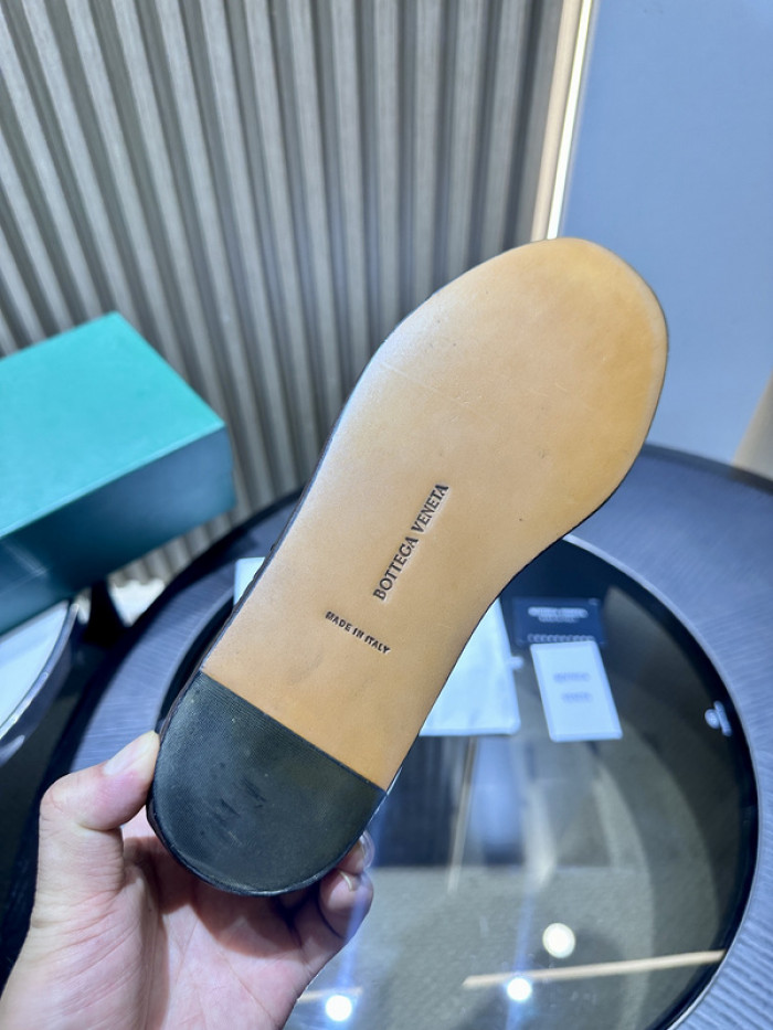 b0tte*a Ven*ta sneaker copshpe bv-55