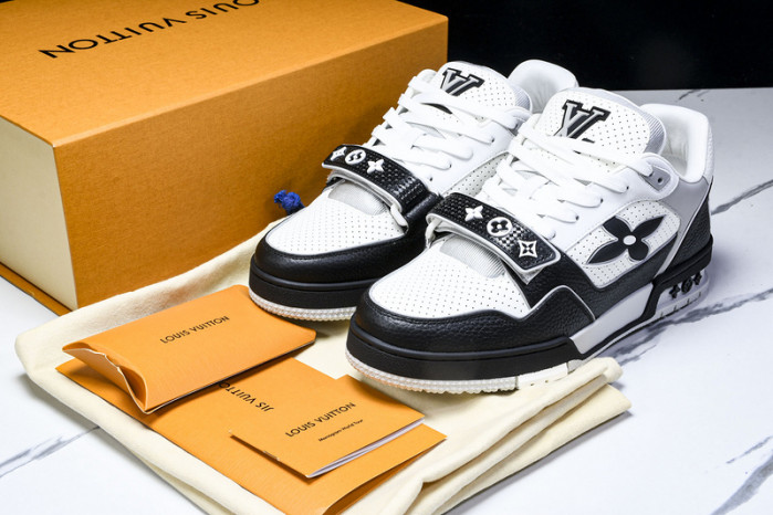 LVT  SNEAKERS   COPSHOE  L&V-trainer 13