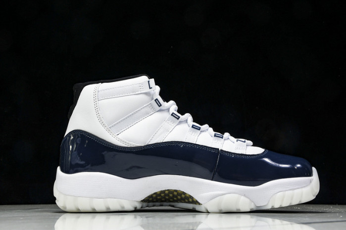 Air Jordan 11  LH0296-400