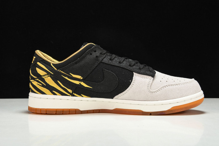 Nike Dunk High Year of the Tiger DQ4978-001
