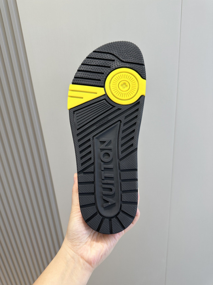 LVT SLIDE COPSHOE LVS-61