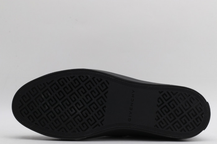 GIVEN*CHY  SNEAKERS COPSHOE GV-01