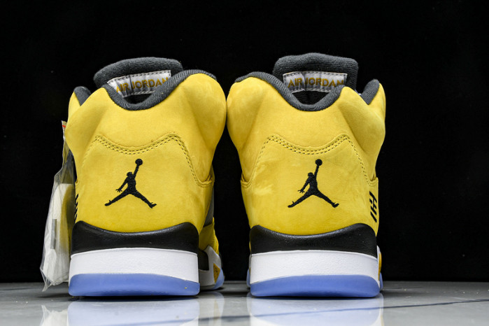 Jordan 5 Retro Tokyo T23 (2025)  - IO3372-700