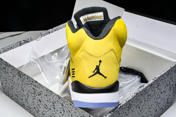 Jordan 5 Retro Tokyo T23 (2025)  - IO3372-700