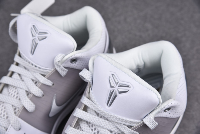 Zoom Kobe 4 