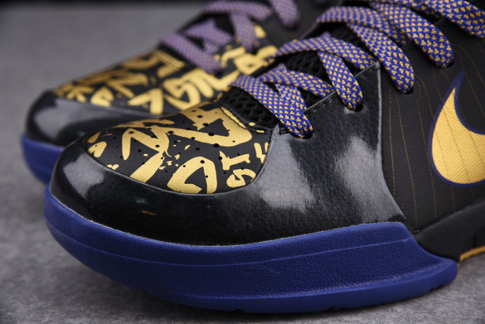 Zoom Kobe 4 POP 