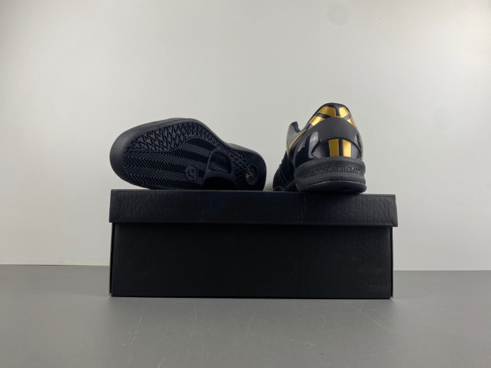 Kobe 8 Elite+ 