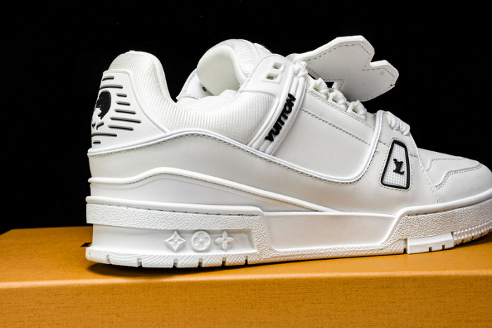 LVT  SNEAKERS   COPSHOE  L&V-trainer 64