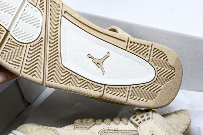 Jordan 4 Retro HV0823-200