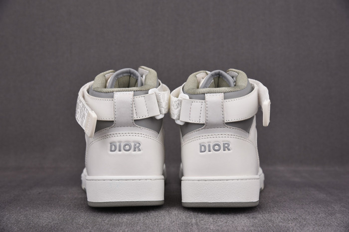 D1R* B27  SNEAKER  KICKZE DR-46