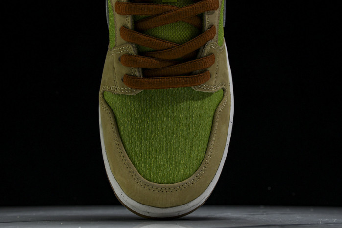 Dunk Low SB 