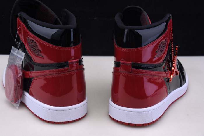 Air Jordan 1 Bred Patent Leather 555088-063