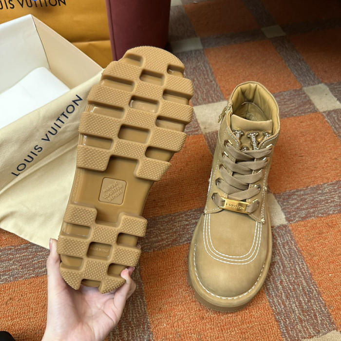LVT  BOOT   COPSHOE  L&V-344