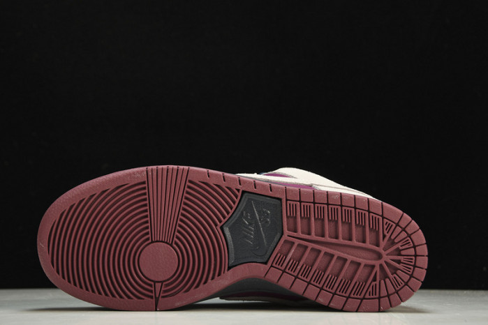 Nike SB Dunk Low Atmosphere Grey True Berry  BQ6817-001