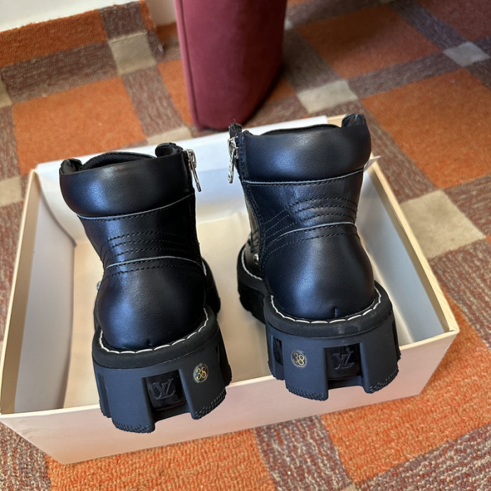 LVT BOOT    COPSHOE  L&V-388 LEATHER WHITE STITCHING