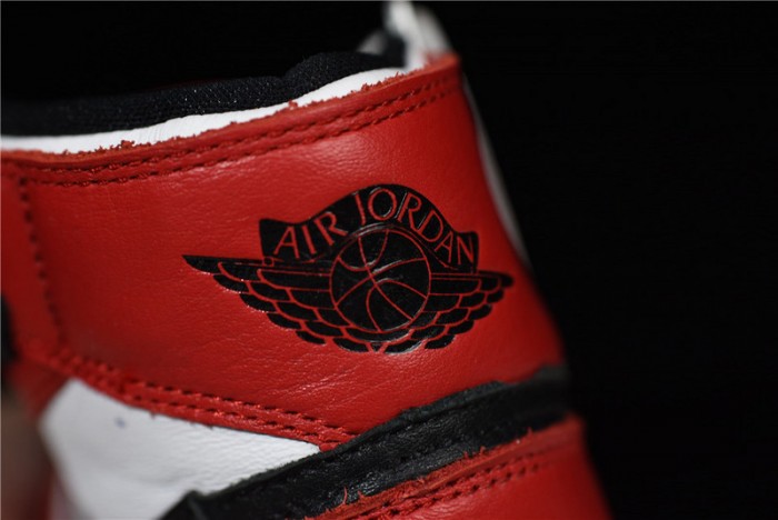 The Air Jordan 1 Rebel “Chicago” red AT4151-100