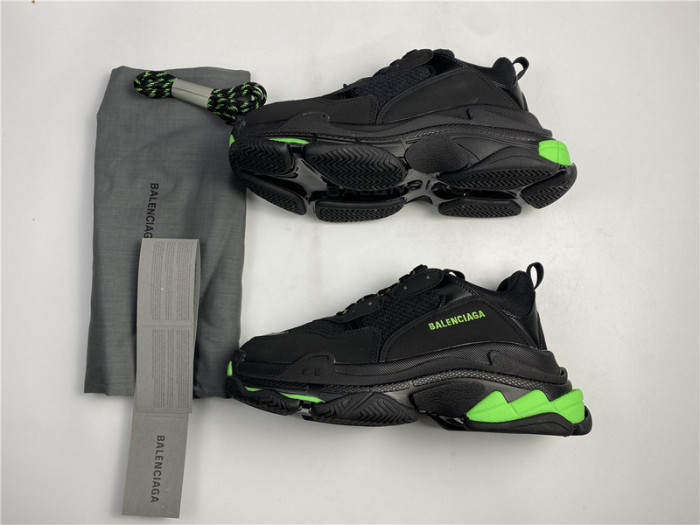 BL TRIPLE S TRAINERS    -KICKZE BL31