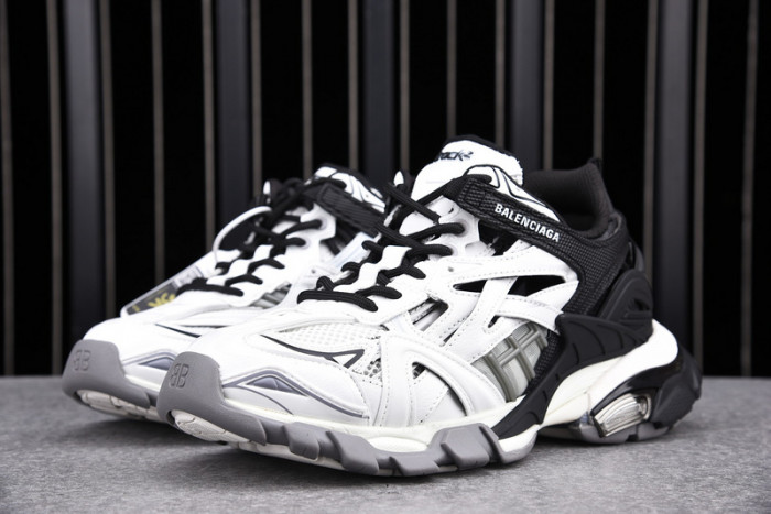 BL TRAINERS TRACK -KICKZE BL15
