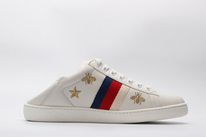 GC ACE EMBROIDERED LOW-TOP SNEAKER GC-17