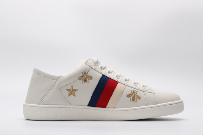 GC ACE EMBROIDERED LOW-TOP SNEAKER GC-17