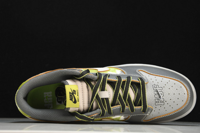 Nike SB Dunk Low HUF Wait, What!? (Friends and Family)  FD8775-002