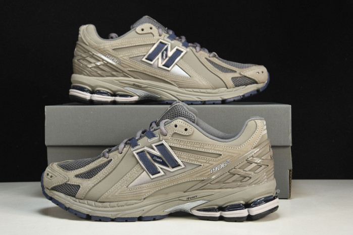 N*EW B*ALANCE COPSHOE NB-053