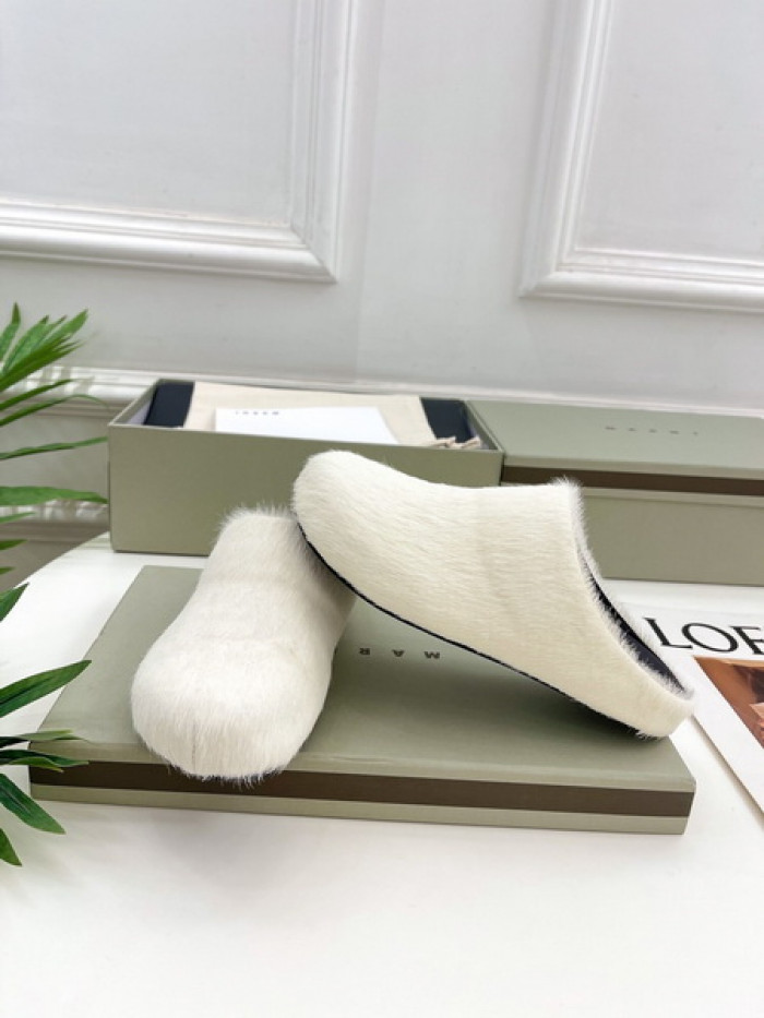 MA SLIDE  WHITE FUSSBETT SABOT LOAFERS COPSHOE MAR-05