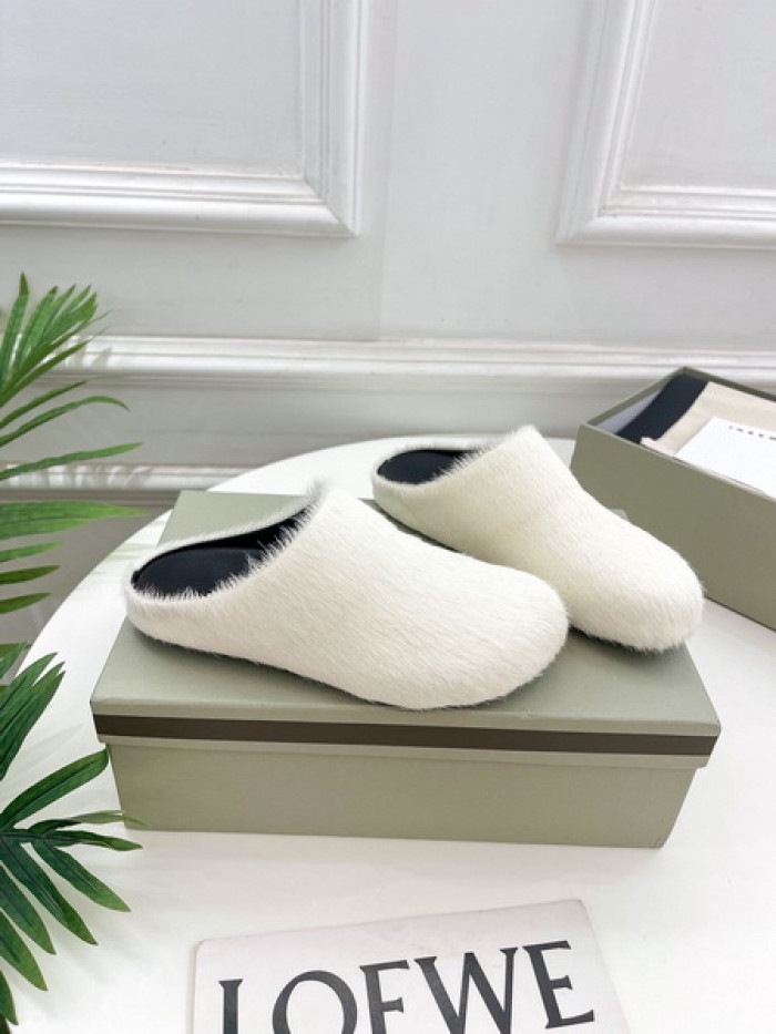 MA SLIDE  WHITE FUSSBETT SABOT LOAFERS COPSHOE MAR-05