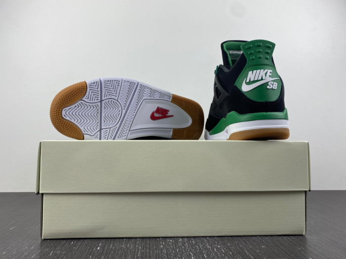 Jordan 4 Retro SB - DR5415-030