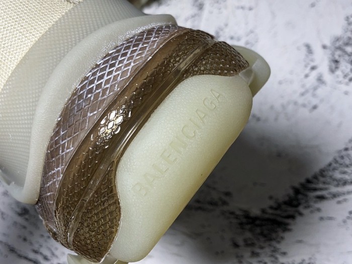 BL TRIPLE S TRAINERS CLEAR SOLE gold and white  541624  W09O1 9005
