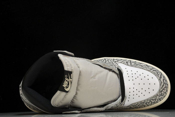 AIR JORDAN 1 HIGH OG “Elephant”  DZ5485-052