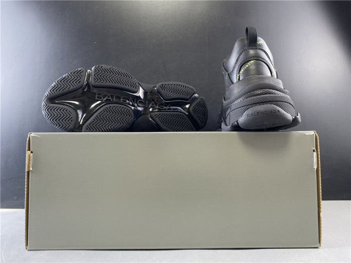 BL TRIPLE S TRAINERS   LETTERS  -KICKZE BL7