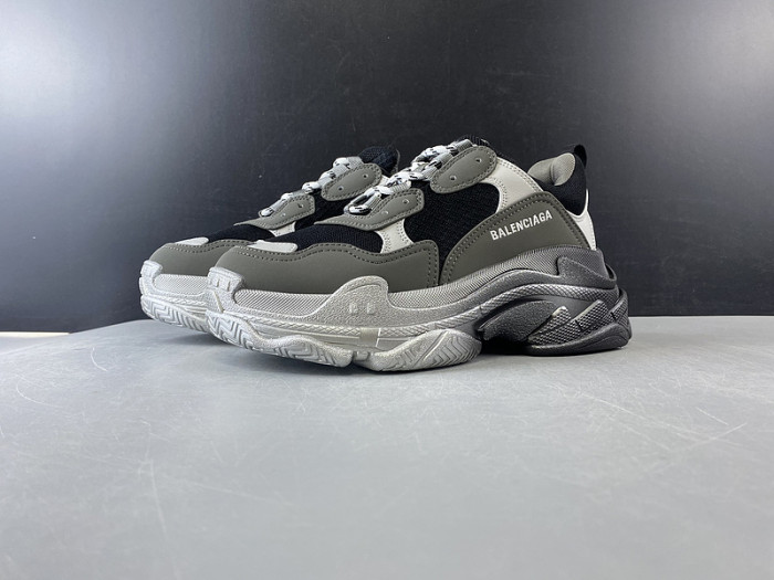 BL TRIPLE S TRAINERS CLEAR SOLE BLACK GREY  545325 g09O1 9532