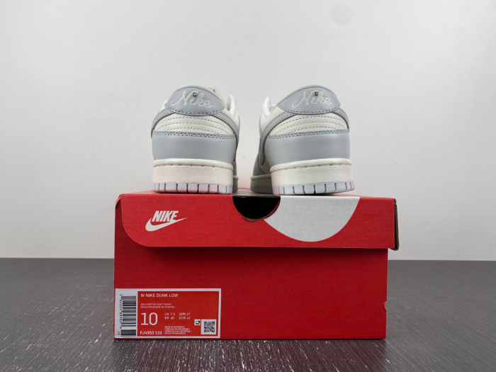 Nike Dunk Low WMNS "Needlework"  FJ4553-133