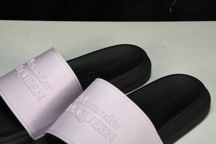 mcqueen  slide cophsoe MQS-01