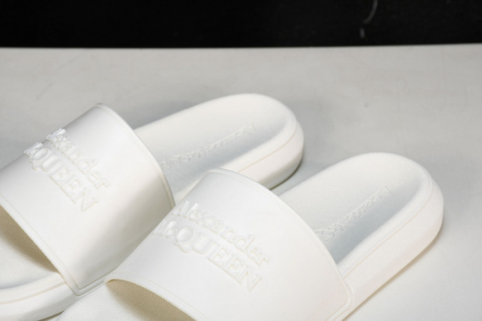 mcqueen  slide cophsoe MQS-05
