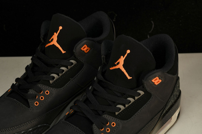 Air Jordan 3 "Fear" CT8532-080