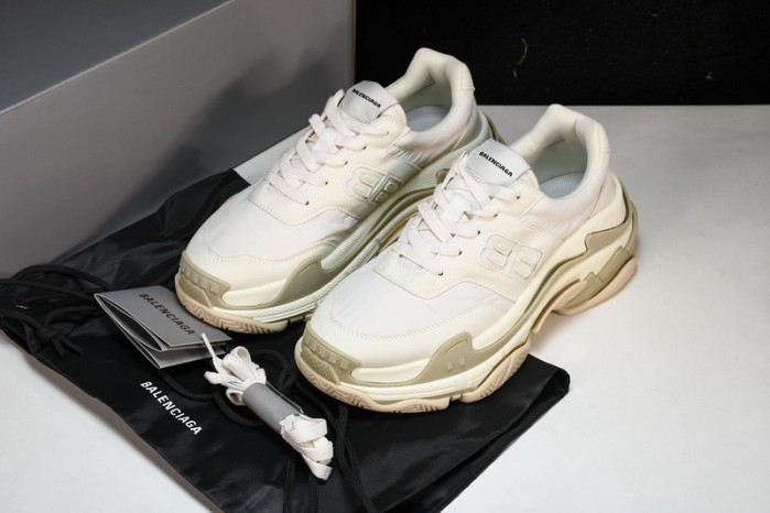 BL TRIPLE S TRAINERS -COPSHOE BL234