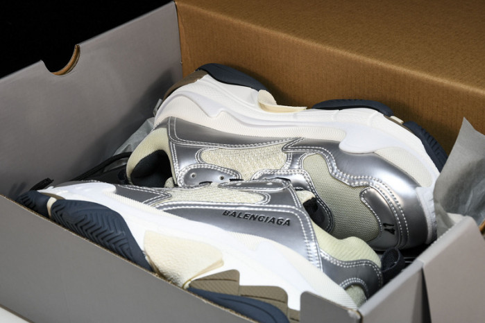 BL TRIPLE S TRAINERS -COPSHOE BL237