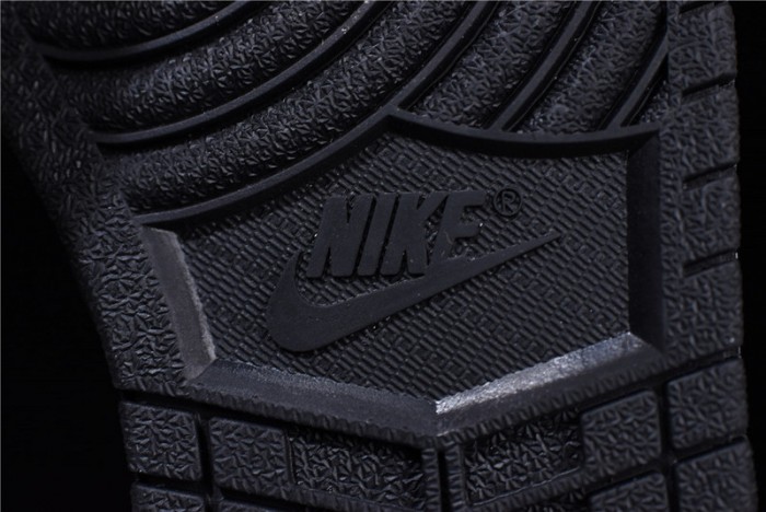 Air Jordan 1 Retro High Og - Air Jordan - 555088-010