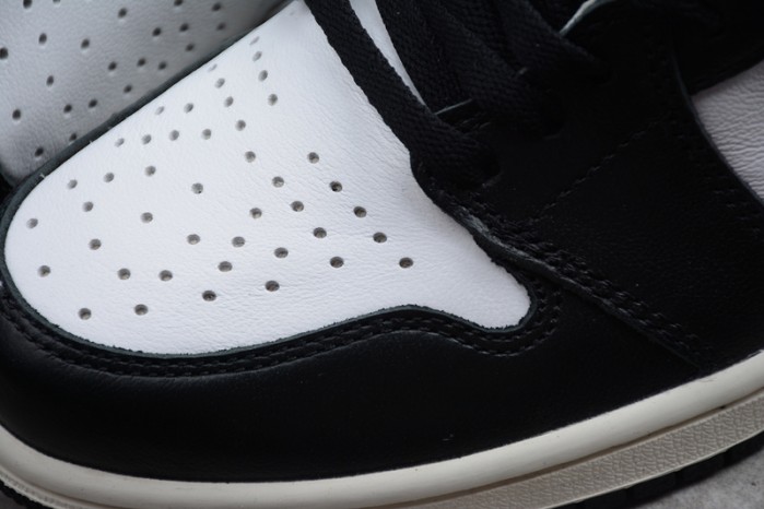 Air Jordan 1 Black White Gym Red 555088-061