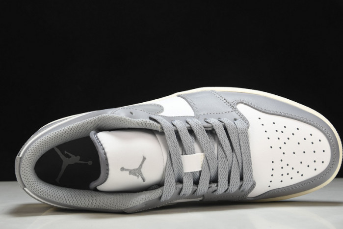 Jordan 1 Low Shadow Toe - 553558-052
