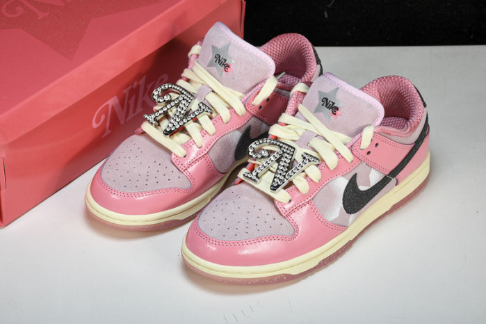 Wmns Dunk Low LX 