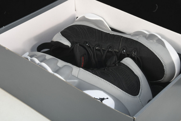 Jordan 9 Retro Particle Grey - CT8019-060