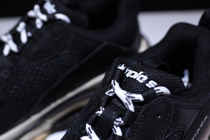 BL TRIPLE S W06E1-1000