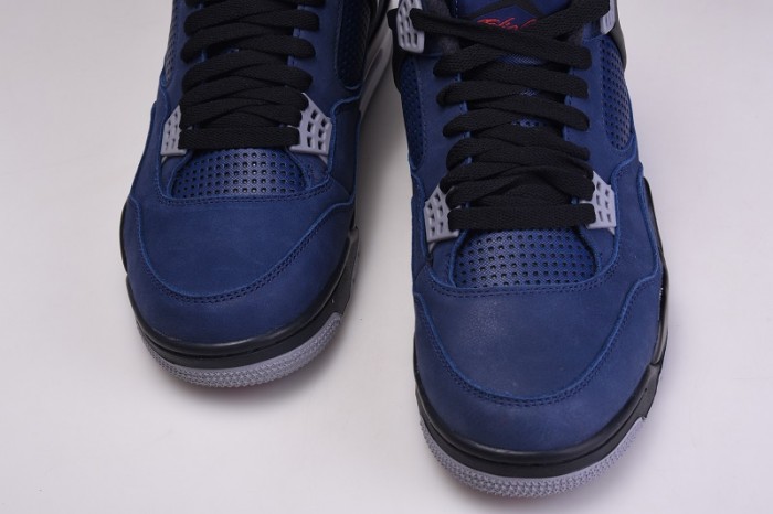 Air Jordan 4 WNTR 