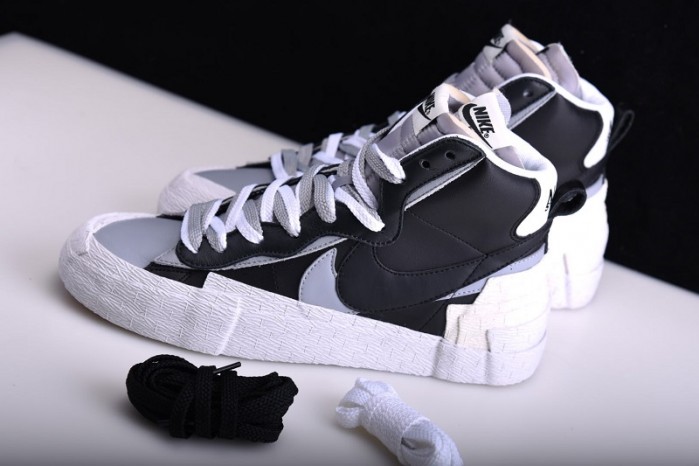 Nike Blazer High sacai white-grey - BV0072-002