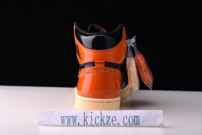 AIR JORDAN 1 SHATTERED BACKBOARD 3.0  555088-028